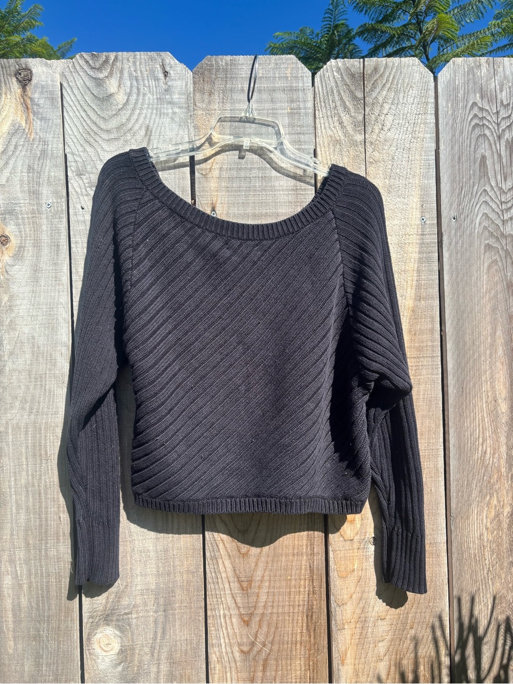 Sweater - Picture 4 of 4
